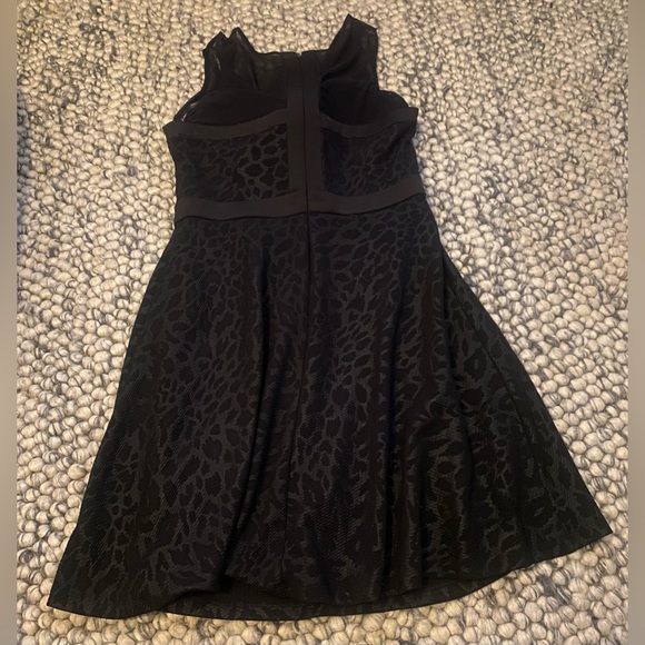Guess, size 6, black leopard print dress, mesh top, A line, excellent condition! - Picture 2 of 4
